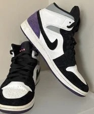 Air Jordan — Air Jordan 1 Mid SE Retro Varsity Court 852542-105 — Sneaker — resale