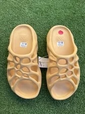 Yeezy — Yeezy 450 Slide Foam Size 7 New in Box — Sneaker — resale