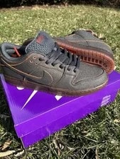 Nike SB — Nike SB Dunk Low Krampus — Sneaker — resale