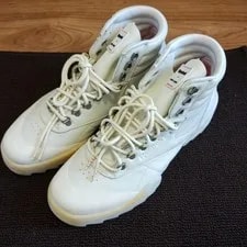 7.0US Reebok X Gigi Hadid Collaboration Limited Edition M 2