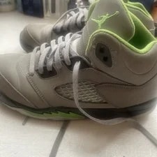Size 3 - Jordan 5 Retro Bean 3