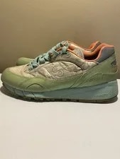 Saucony — Size 9 ’S Size 7.5- Saucony 6000 — Sneaker — resale