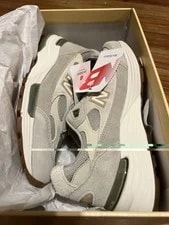 New Balance — Size 9 - New Balance 992 Olivine — Sneaker — resale