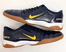 Nike — Nike Total 90 III SP ’s 8.5 ’s 10 — Sneaker — resale