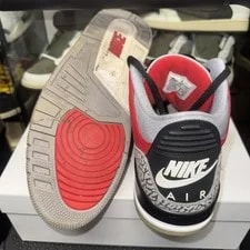 Size 13 - Jordan 3 Retro SE Mid Unite 4