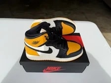 Jordan Air 1 Mid 2