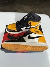 Jordan Air 1 Mid 4
