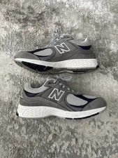 New Balance — New Balance Thisisneverthat X 2002R — Sneaker — resale