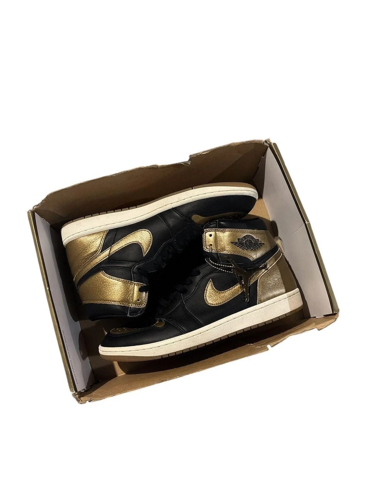 Jordan — Jordan 1 High Metallic — Sneaker — resale