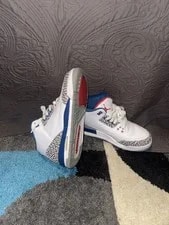 Jordan — Size 7 - Jordan 3 Retro OG Mid — Sneaker — resale