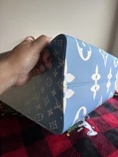 Louis Vuitton BY THE Pool Onthego Giant Limited 2
