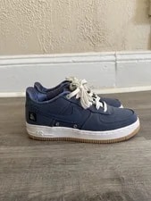 Nike — Nike Air Force 1 Low Top / Lace-Up Solid — Sneaker — resale