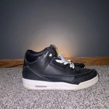 Jordan Air 3 Retro Mid Top Lace-Up Athletic 3