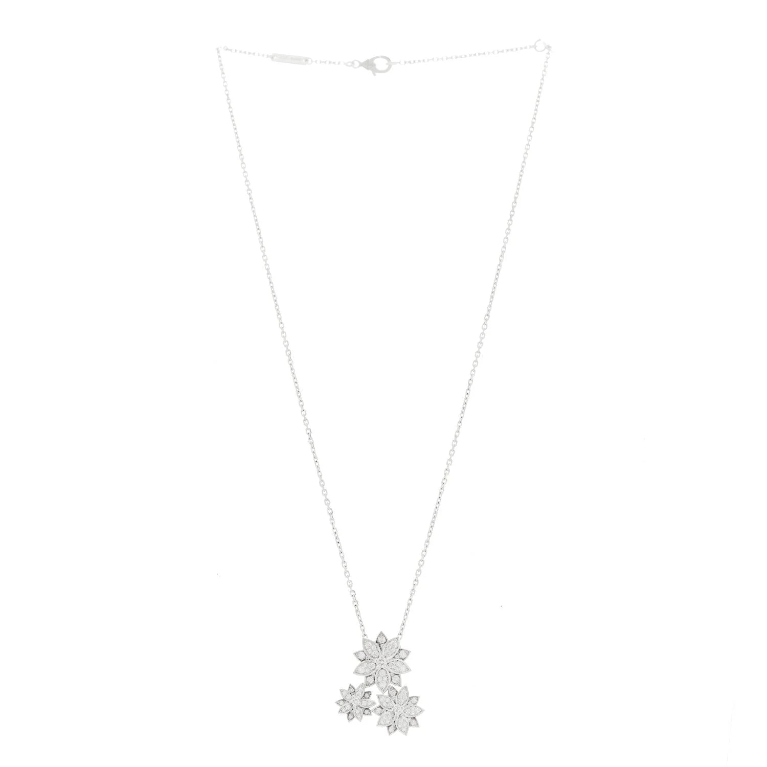 18K White Gold Lotus 3 Flowers 2