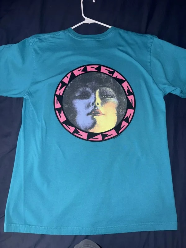 Supreme — Supreme Short Sleeve T-shirt Sz Large y2k Stussy — streetwear — resale