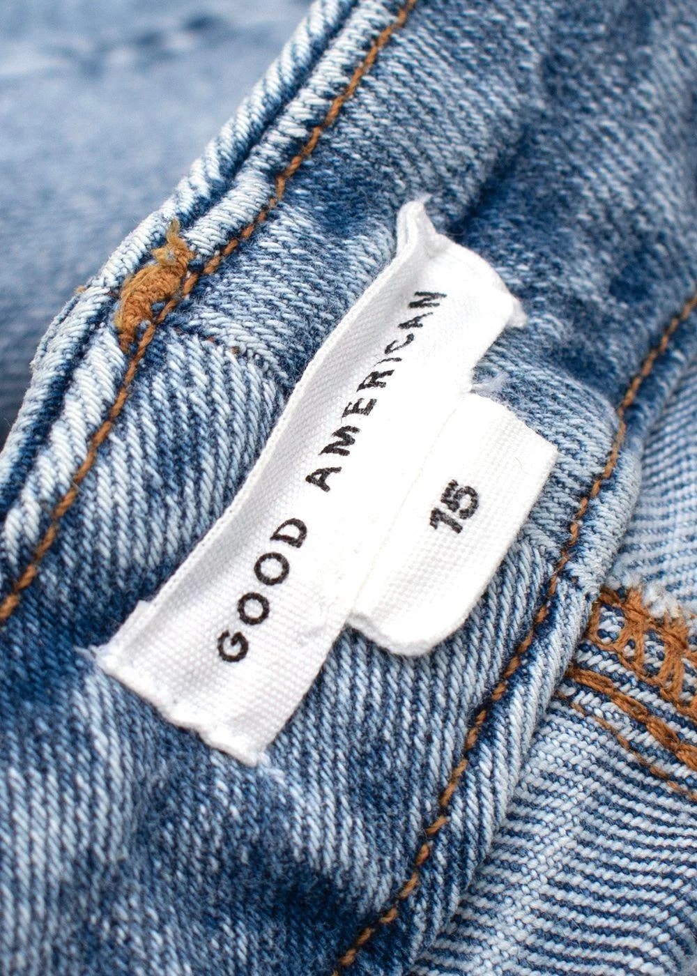Good American Light Wash Baggy Style Jeans 2