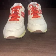 Saucony 6000 New York Cheesecake 2