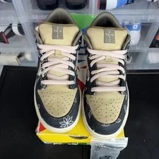 Size 7.5 - Nike Dunk Low QS SB X 2
