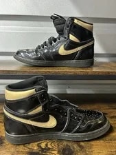 Air Jordan 1 Retro High Metallic 2