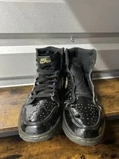 Air Jordan 1 Retro High Metallic 3
