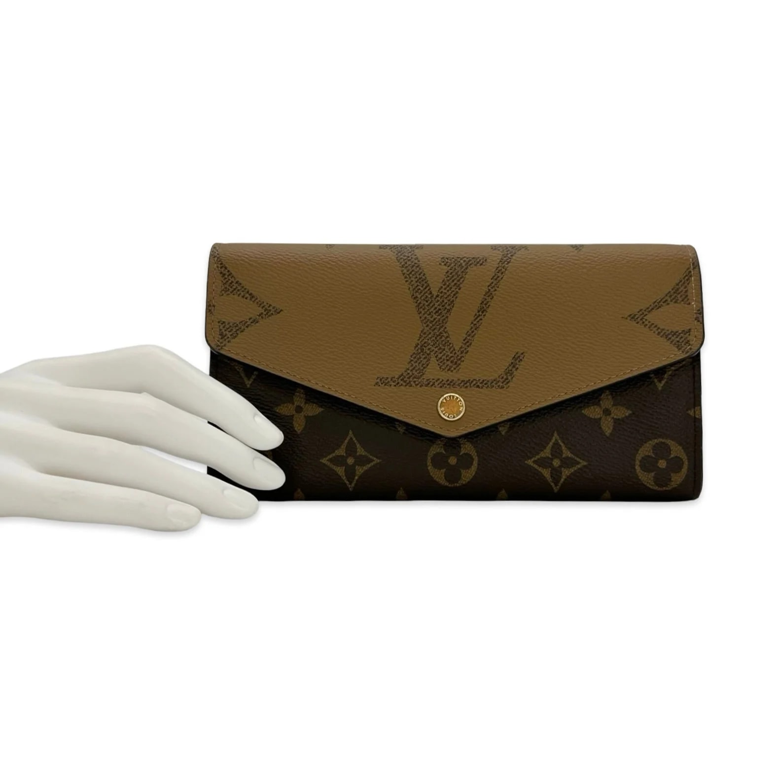 Louis Vuitton Reverse Sarah Wallet 2