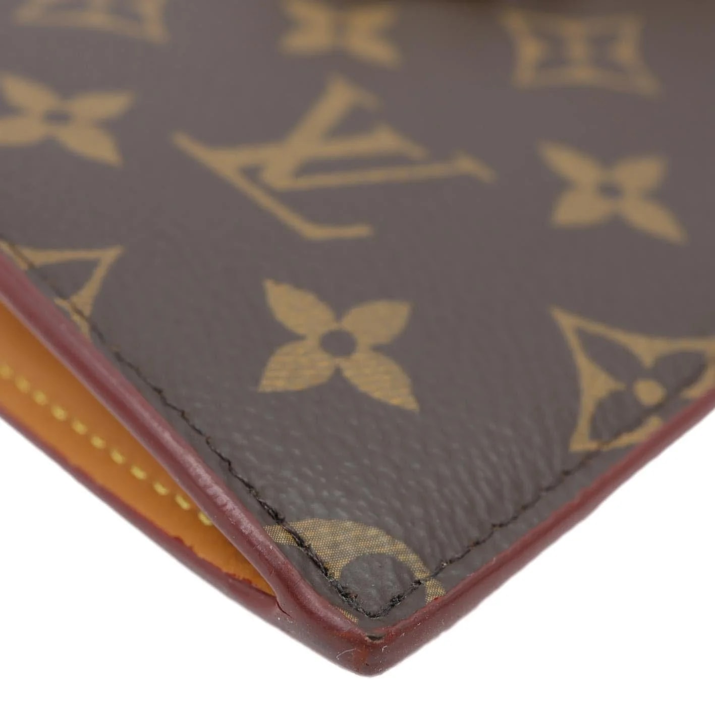 Louis Vuitton Legacy Chain 4