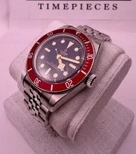 Tudor Black Bay Burgundy Metas Ref. M7941A1A0RU-0003 Case #579 3