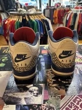 Size 7.5 - Jordan 3 Retro OG Mid 3