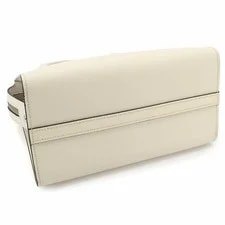 Exhibit Prada 2Way Hand 4