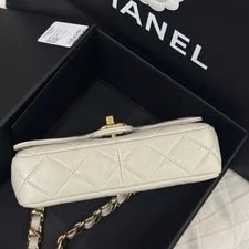 Chanel Classic Flap Shiny Crossbody Duty Pa 3