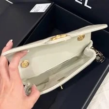 Chanel Classic Flap Shiny Crossbody Duty Pa 4