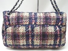 With Gallery Seal With Chanel Print W Chain Flap 3