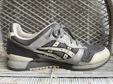 Asics GEL-Lyte III Shoe 8 OG Oyster Run 1201A753 4