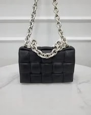 Bottega Veneta — Bottega Veneta Cassette Chain 631421 155020011 — Handbag — resale