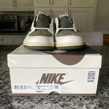 Size 8 - X Air Jordan 1 Retro OG SP Low Reverse / Medium... 4