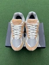 Size 8.5 - New Balance 2002R Sweet 2