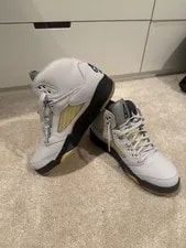 Size 11 - Jordan 5 X Mid Light 4