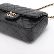 Chanel Matelasse 20 Single Flap Single Chain Metal 3
