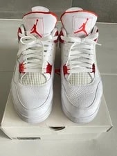 Nike — 11.0US Nike Airjordan4 Retro Metallic — Sneaker — resale
