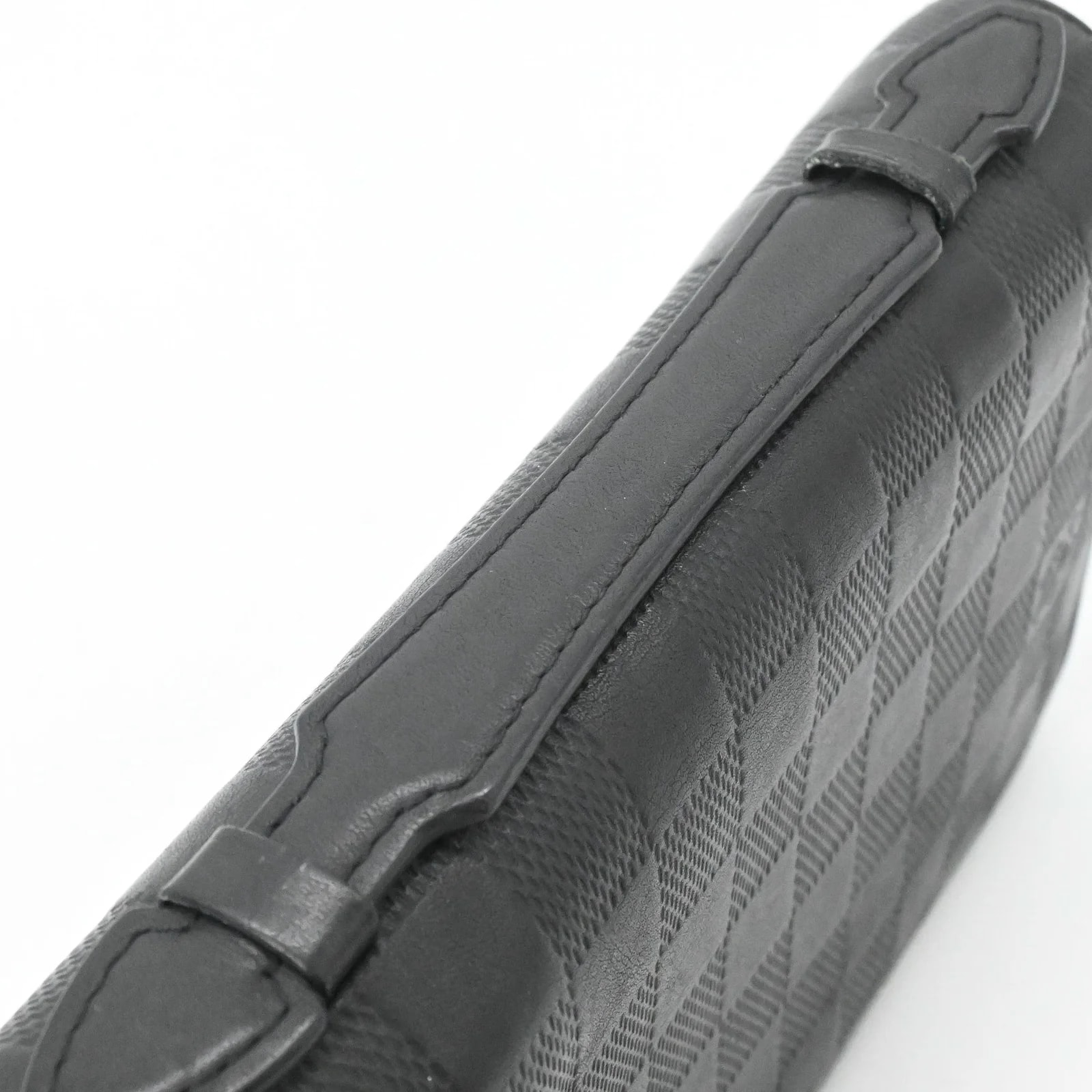 Louis Vuitton Infini Long Wallet (Bi-Fold) 3