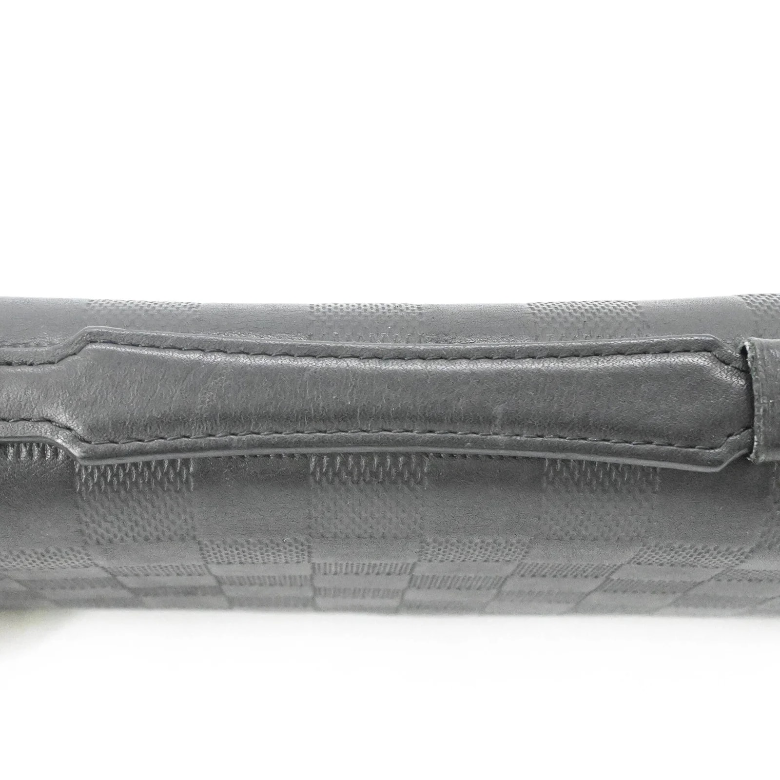 Louis Vuitton Infini Long Wallet (Bi-Fold) 4