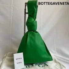 Bottega Veneta — Bottega Veneta Twist With Tag — Handbag — resale