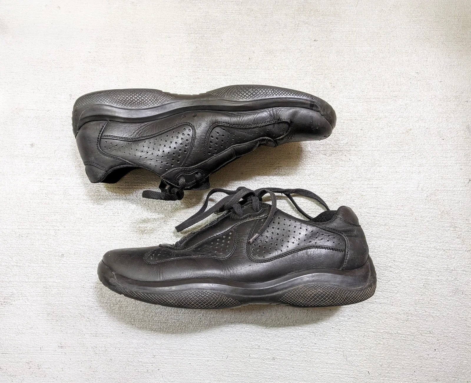 Prada — Prada America's Cup Size 9.5 Low Tops — Sneaker — resale