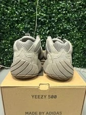 Yeezy 500 " Size 11 Preowned 4