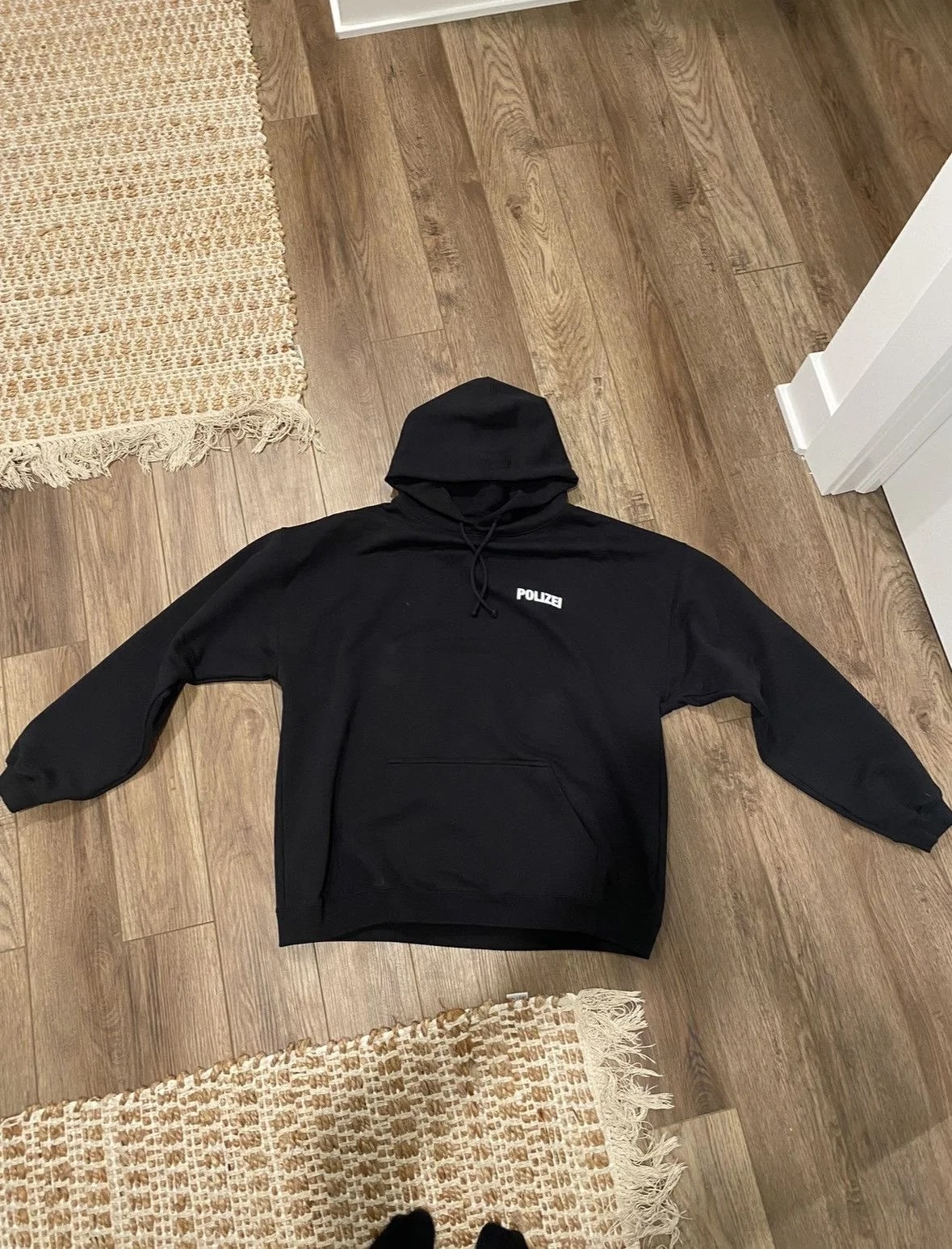Vetements Polizei Hoodie — streetwear — deal
