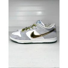 Nike SB — Nike SB Dunk Low Sean Cliver Holiday Special DC9936-100 ’s — Sneaker — resale