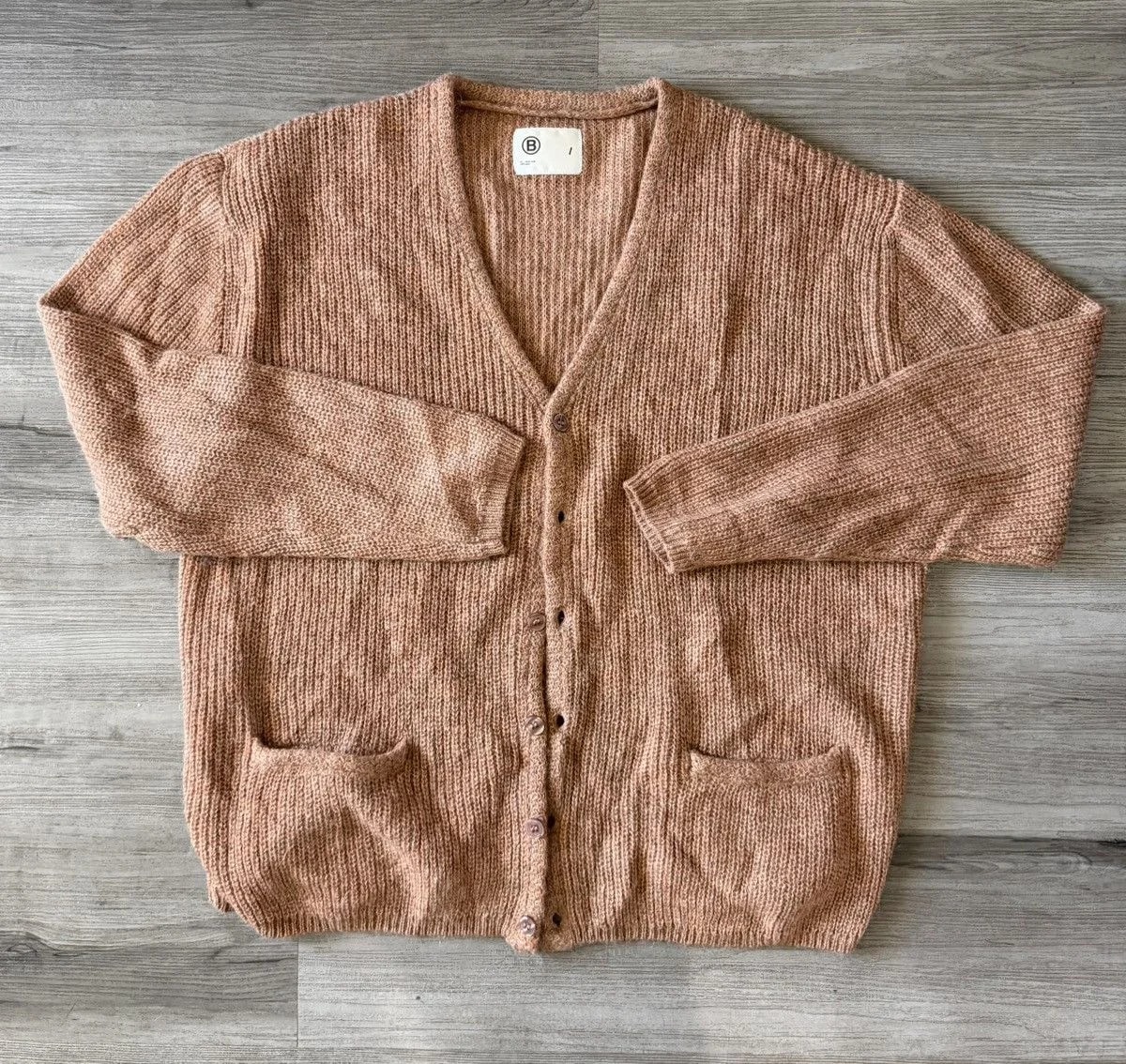Cardigan — streetwear — resale