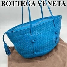 Bottega Veneta — Bottega Veneta Tassel — Handbag — resale