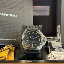 Panerai Luminor PAM00777 Box, Unworn Black Rubber Strap + 2 Straps 2