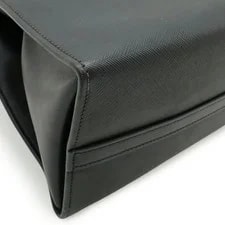 Prada Paradigm 3